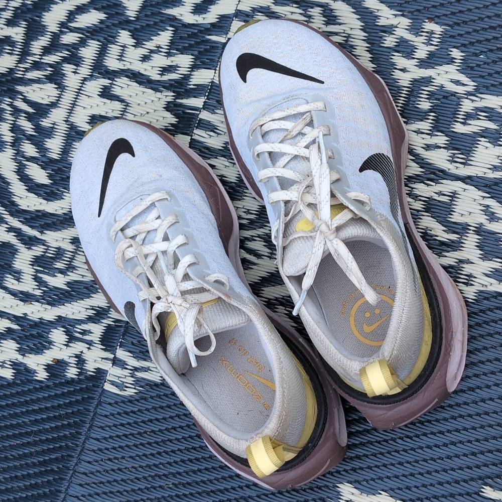 Nike Zoom X Invincible 3 Size 8.5